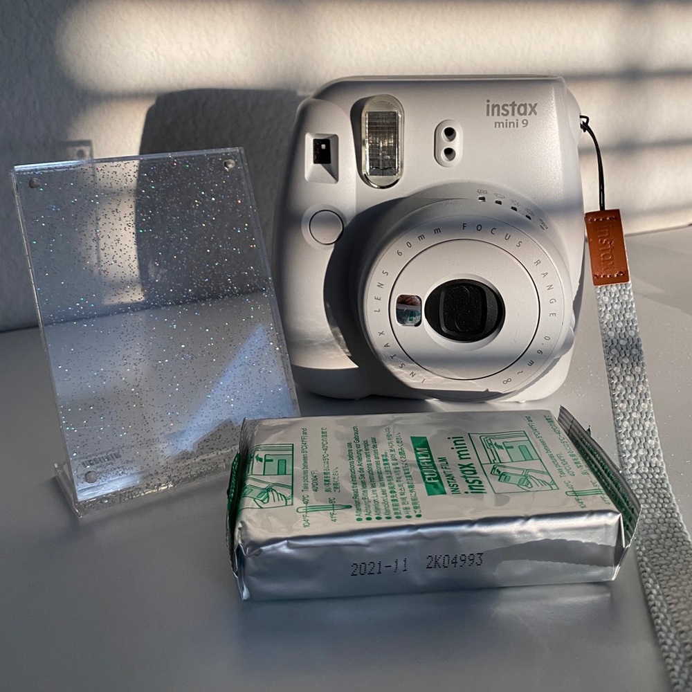 Fujifilm instax mini 9 (gray)